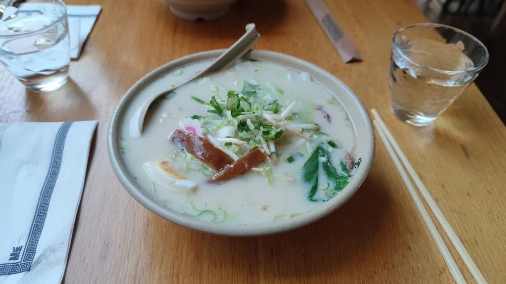 Tonkutsu Ramen